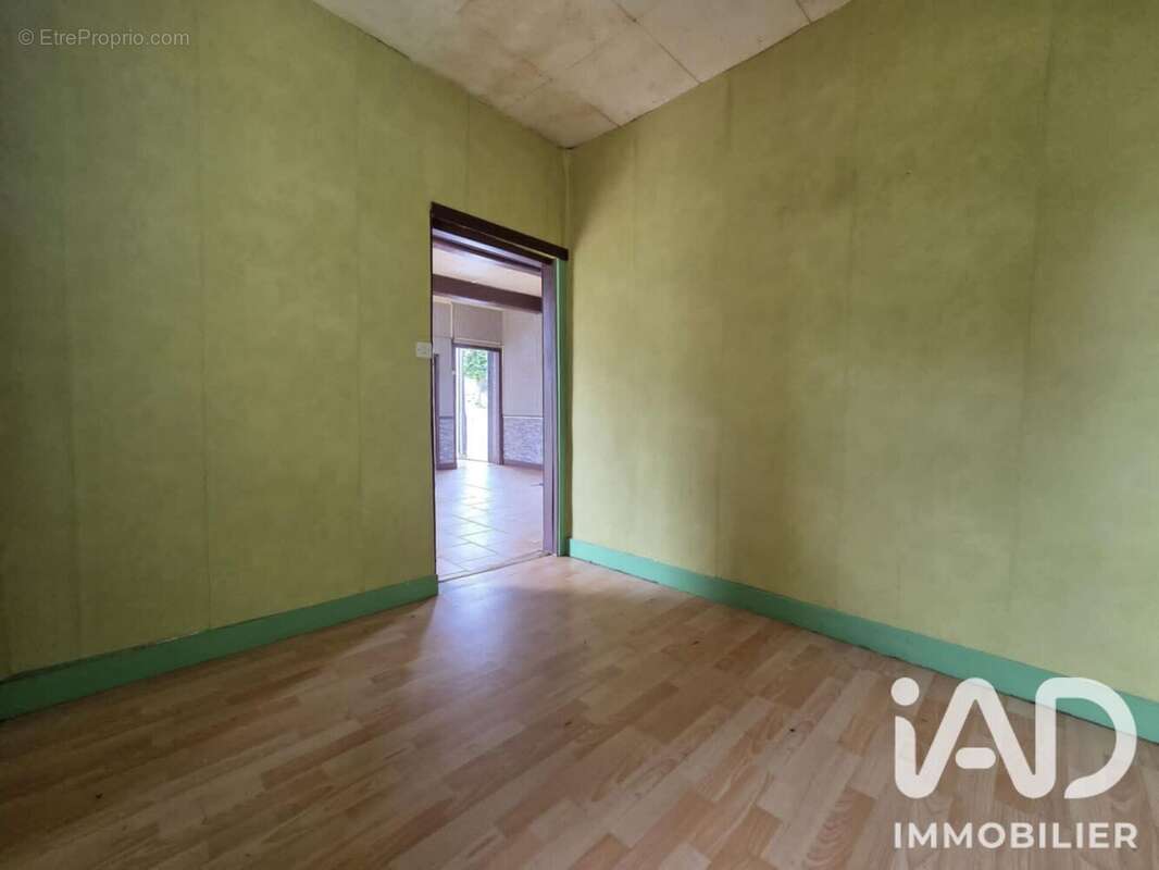 Maison 104 m² à Vieux-Rouen-Sur-Bresle  - photo 8