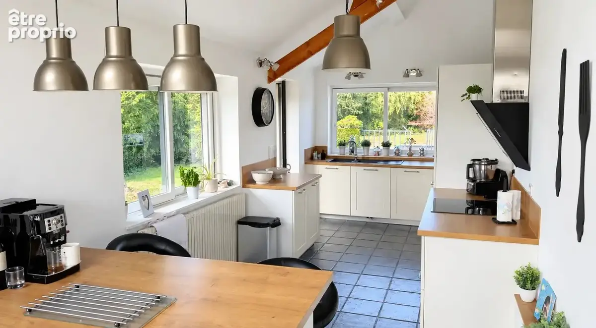 Individuelle env. 182 m², 4 ch., 1 033 m² de terrain, double garage - photo 3