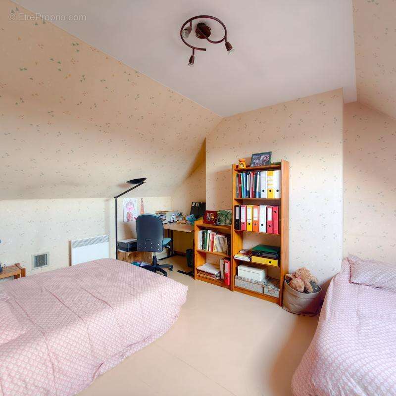 Maison à SAINT-PATERNE-RACAN