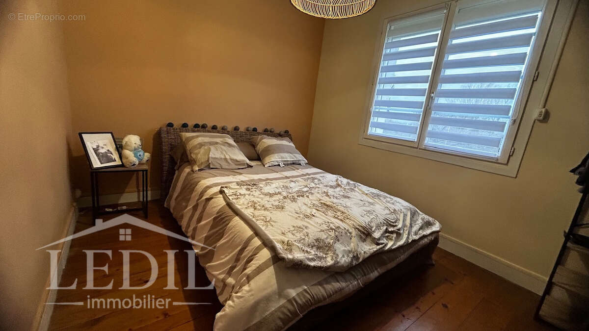 Maison à SAINT-LAURENT-DES-VIGNES