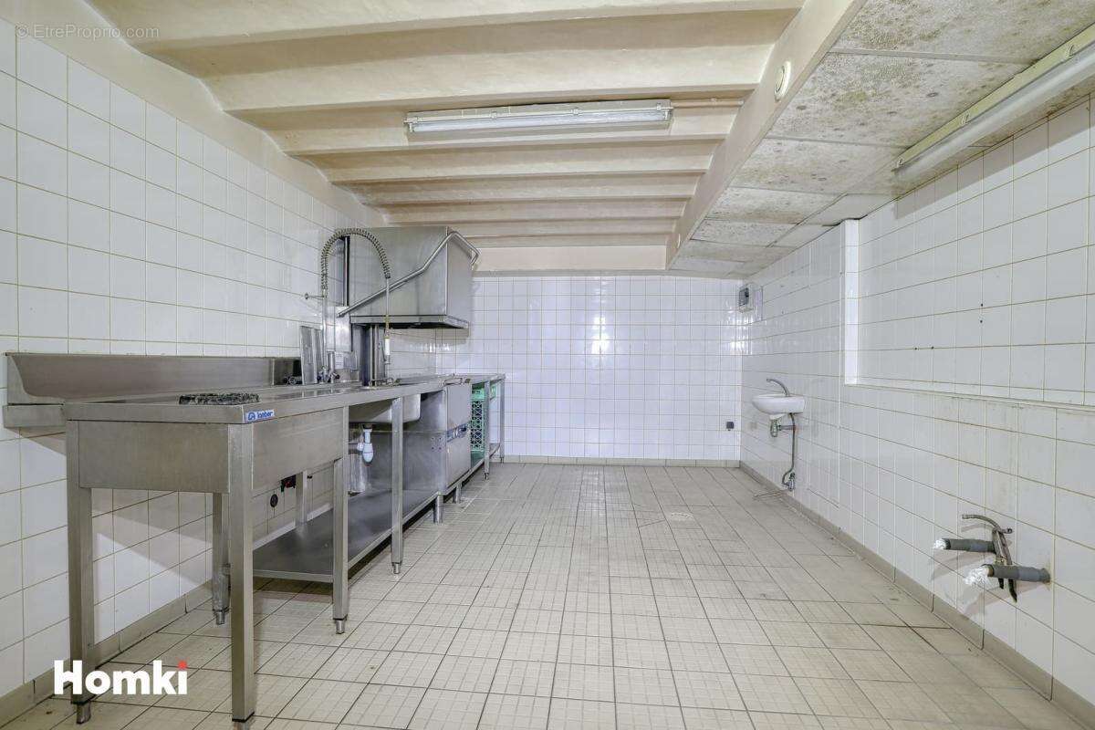 Immeuble 925 m2 - 18 studios / 12 appartements en T2 - à Trie-Château 60590 - photo 18
