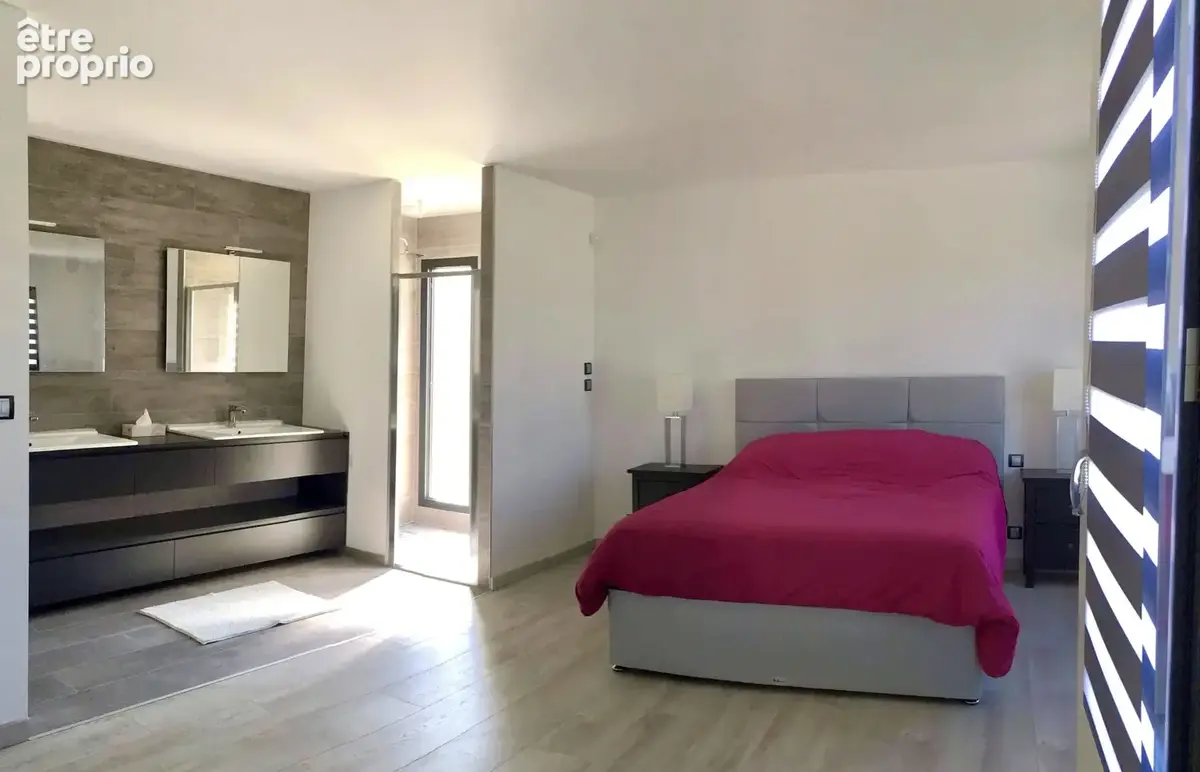 Maison 8 pièces 350 m² à vendre à Touques (14800) - photo 8