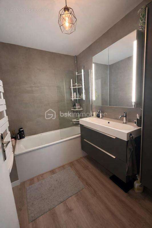 Appartement à BONDY