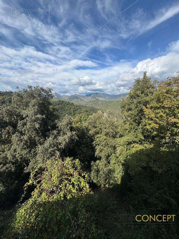 Maison à BERRE-LES-ALPES