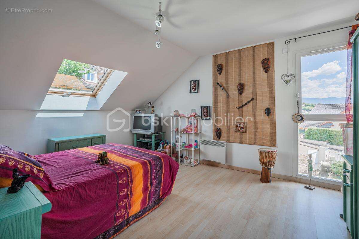 Maison à SAINT-GENIX-SUR-GUIERS