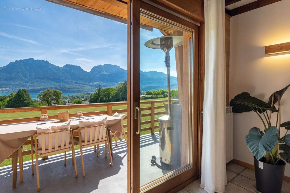 Maison 161 m² à Sevrier  - photo 2
