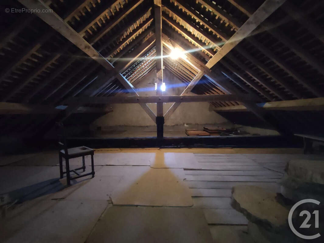 Maison à COSNE-COURS-SUR-LOIRE