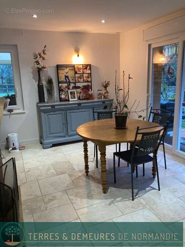 Maison à BONNEVILLE-LA-LOUVET