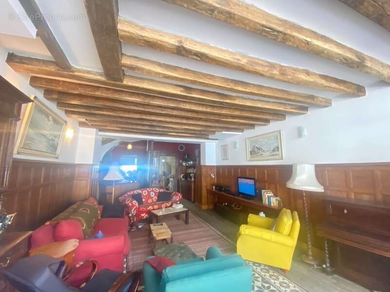 Maison à DUN-LE-PALESTEL