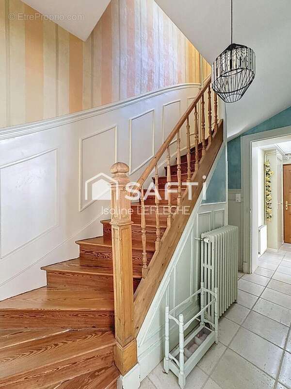 Photo 2 - Maison à SAINT-QUENTIN