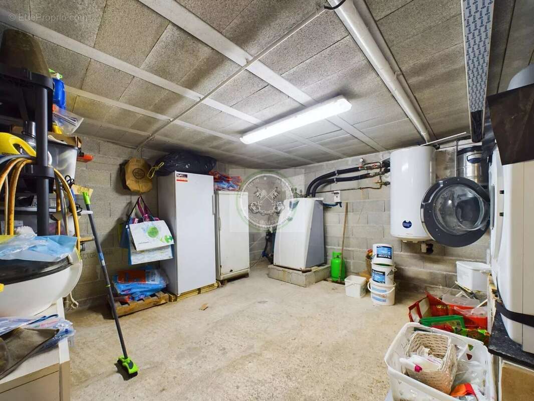 Maison à ROQUEBRUNE-SUR-ARGENS