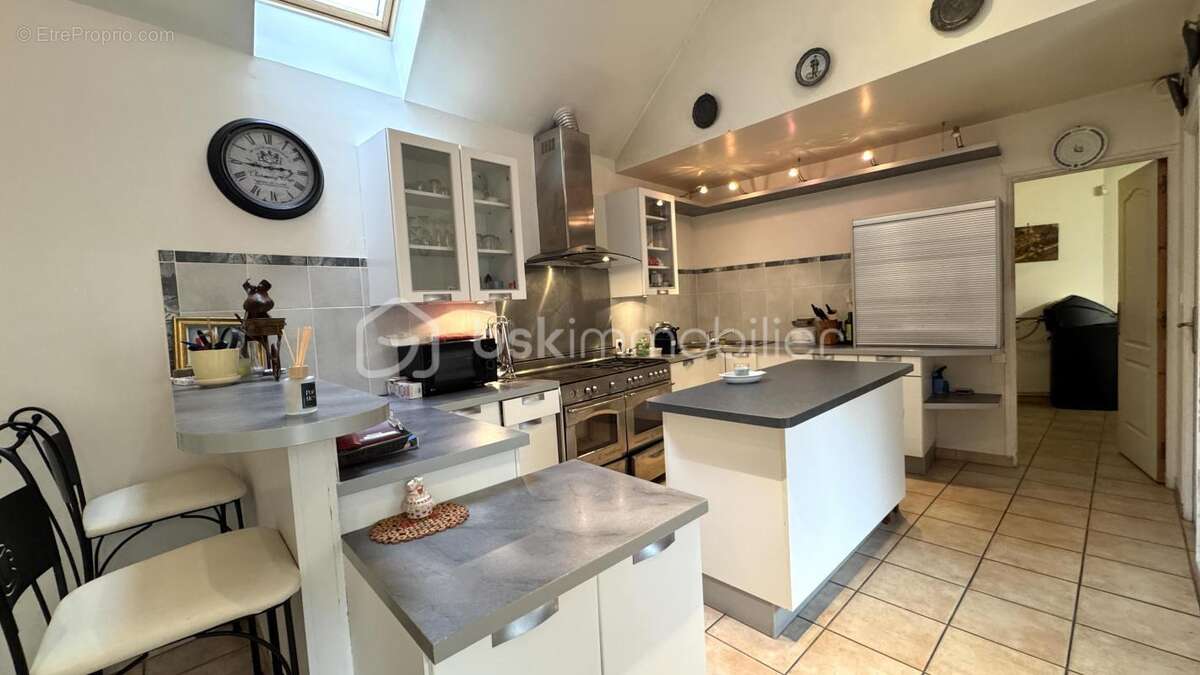 Maison à GERMIGNY-L&#039;EVEQUE