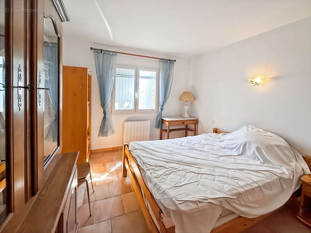 Maison à MOLLEGES