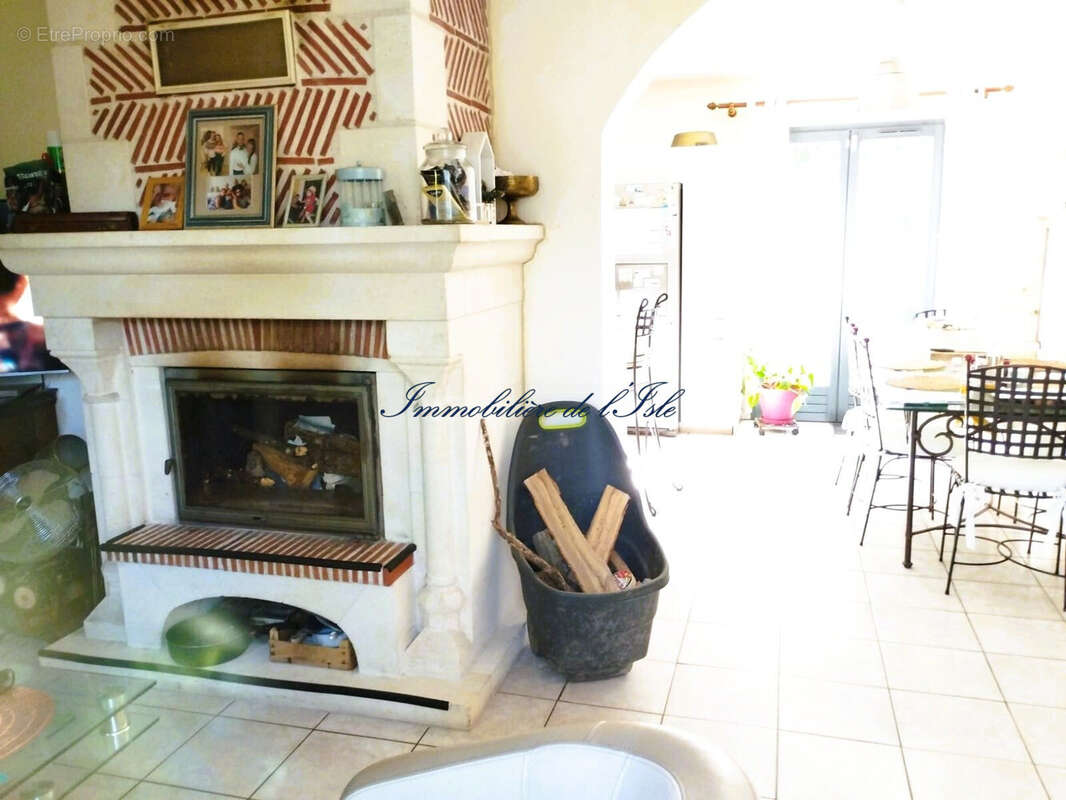 Maison à CHANCELADE