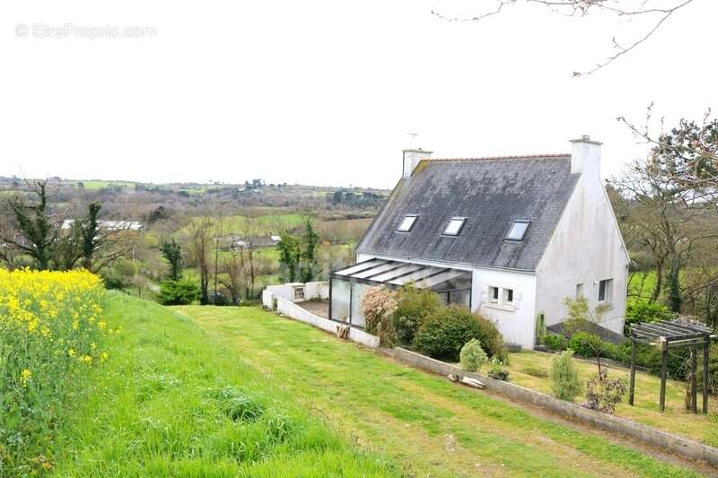 Maison à PONT-CROIX