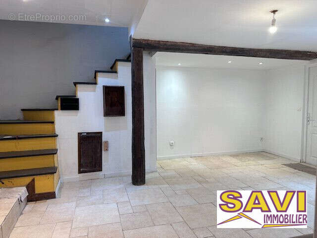 Maison à FERRIERES-EN-GATINAIS