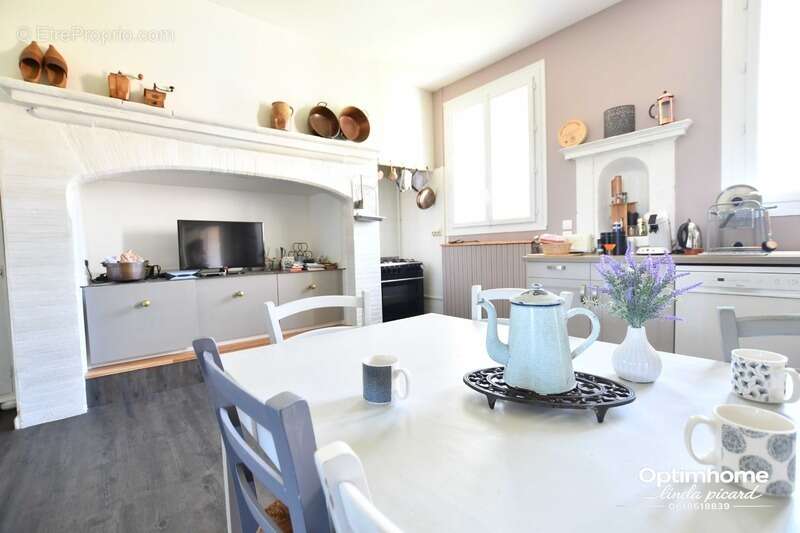 Maison à LA SALVETAT-SAINT-GILLES