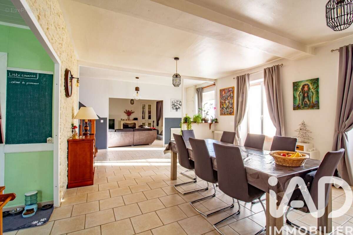 Photo 6 - Maison à CORBEILLES