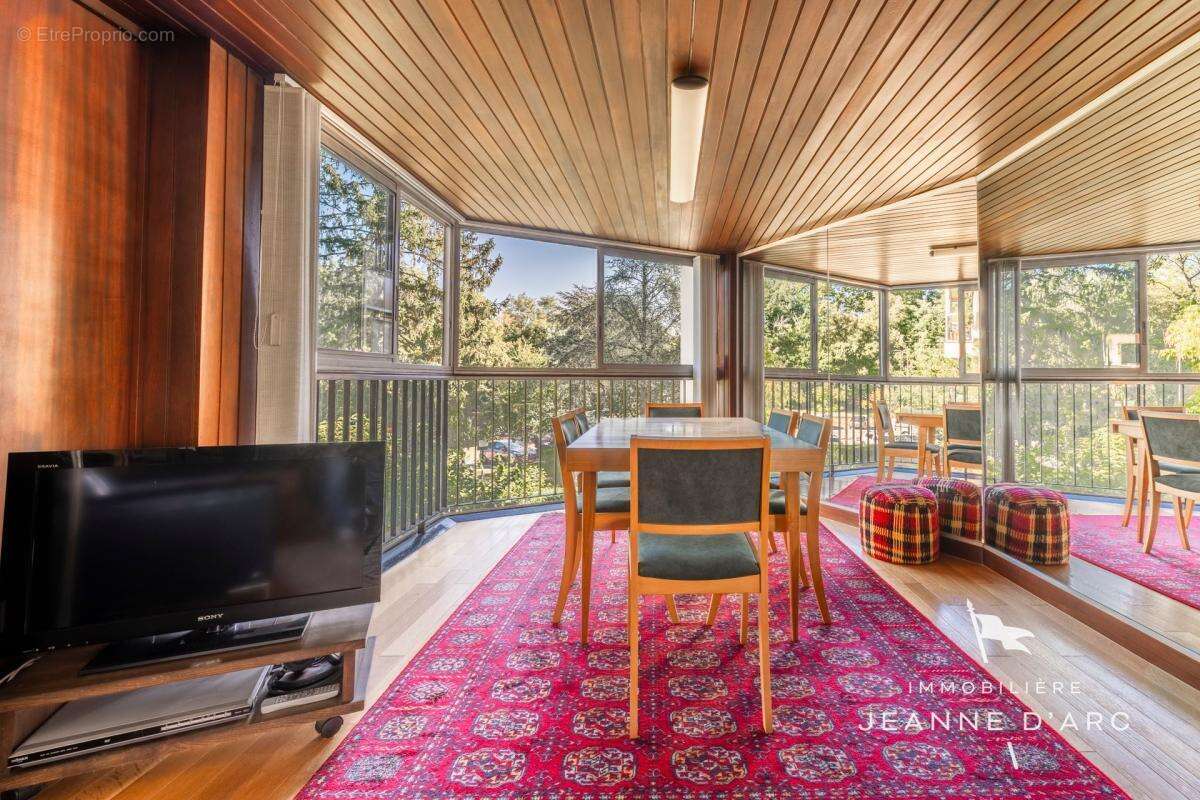 Appartement à LE CHESNAY