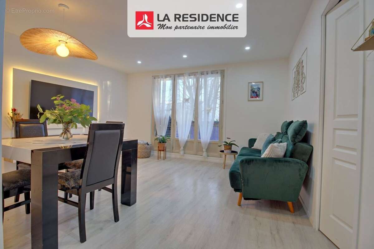 Appartement 74 m² à Sartrouville  - photo 2