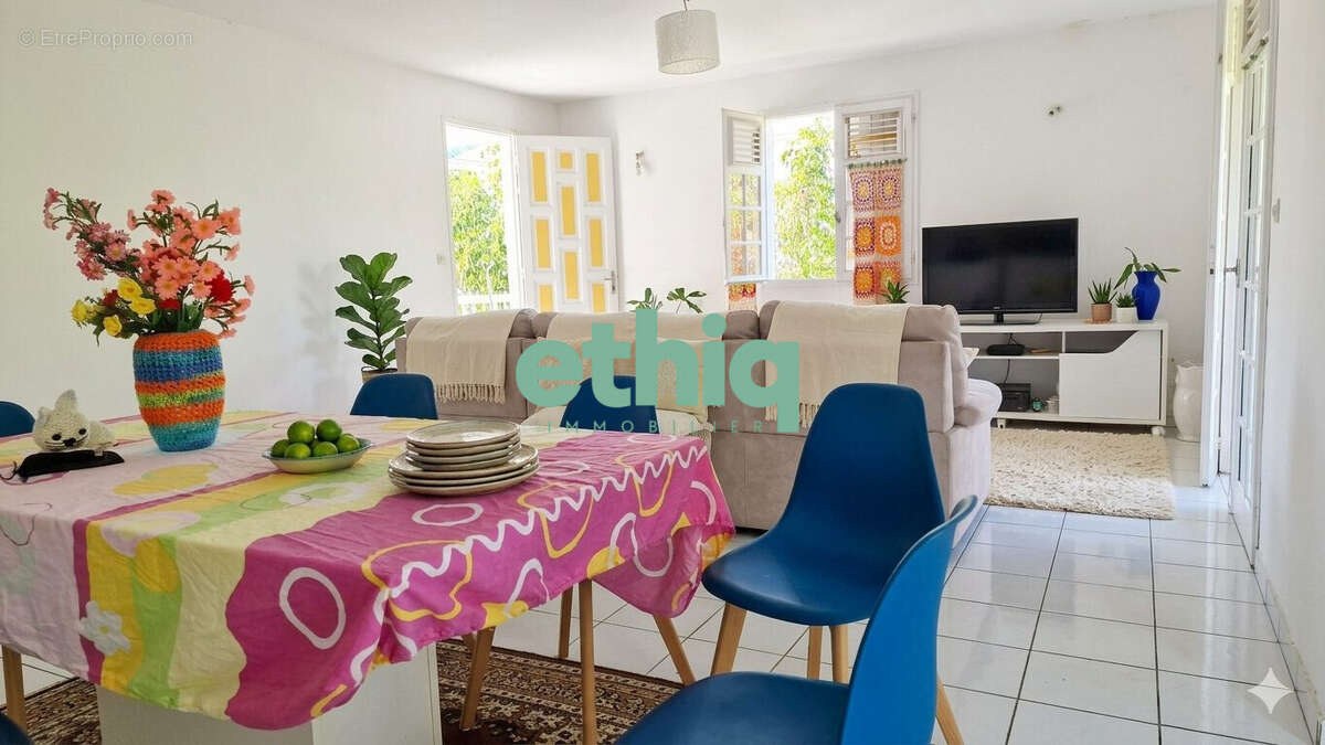 Maison à MORNE-A-L'EAU