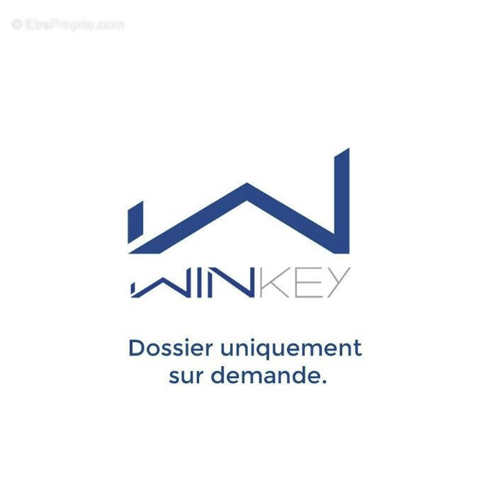 Commerce à PARIS-9E