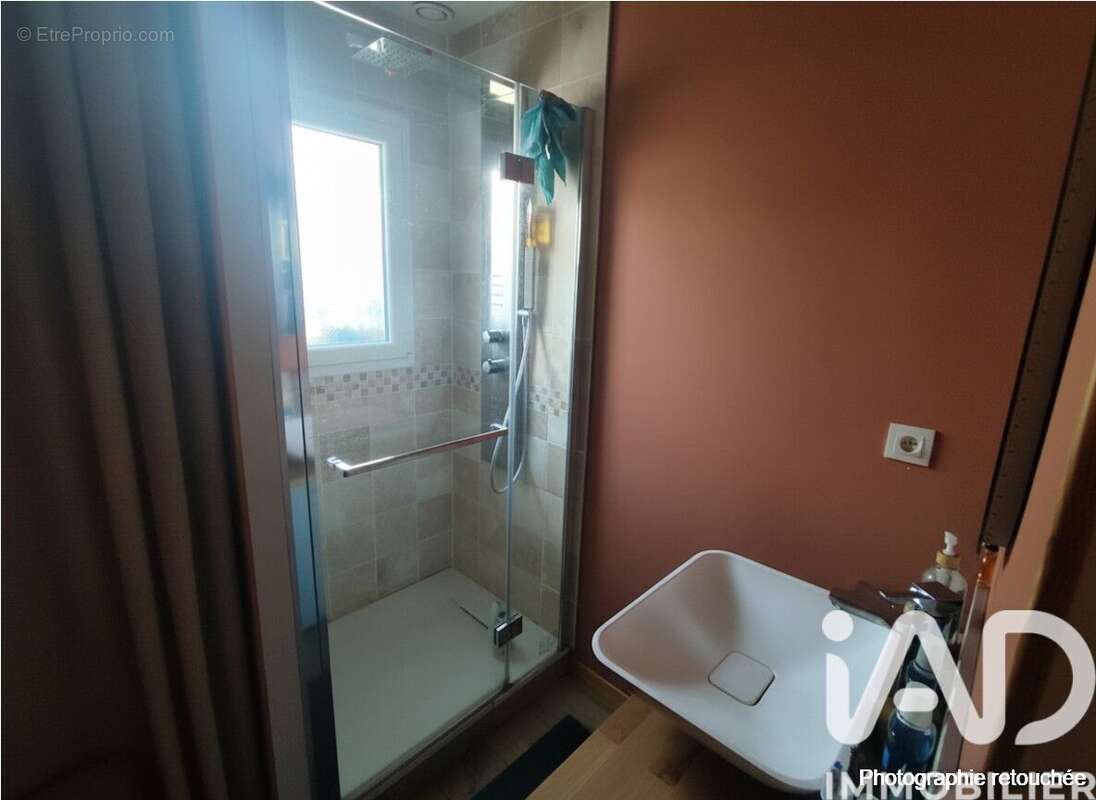 Maison 105 m² à Tournan-En-Brie  - photo 7
