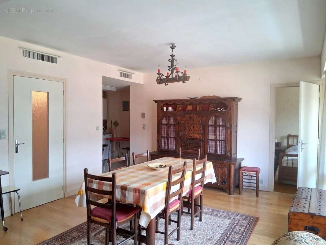 Appartement à LELEX
