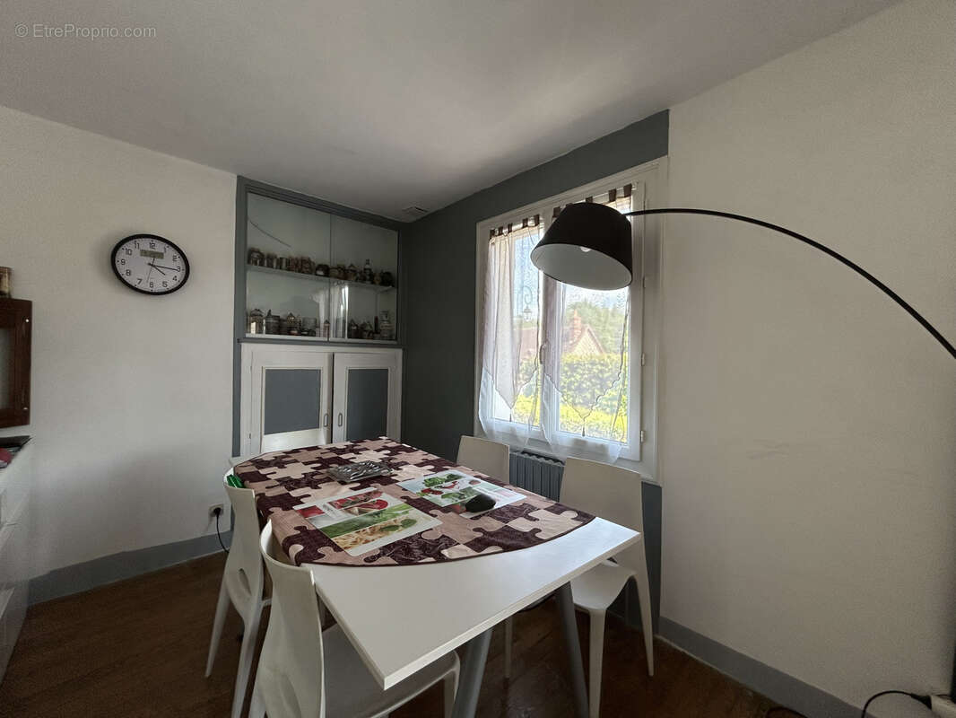 Maison à LONGNY-AU-PERCHE