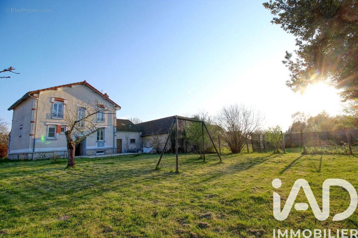 Photo 1 - Maison à VRIGNY