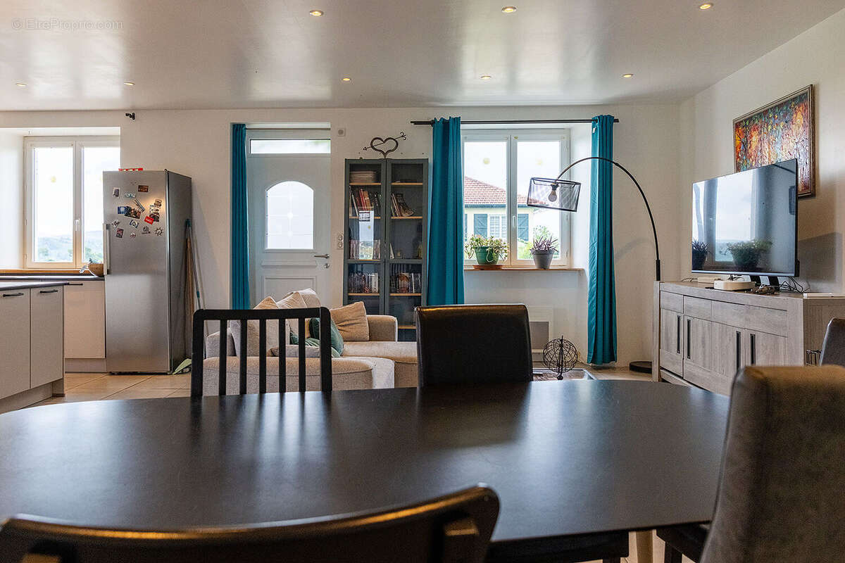 Maison 117 m² à Saint-Palais  - photo 9