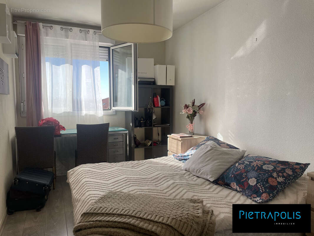chambre - Appartement à LYON-7E