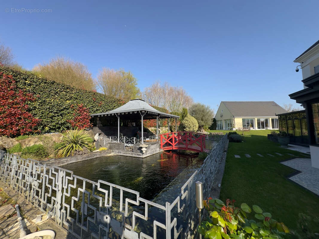 Maison à MAGNY-LE-HONGRE