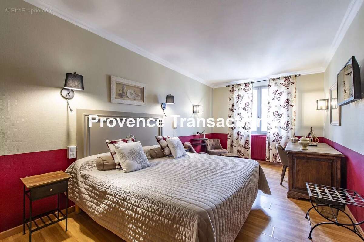 Commerce à GIGONDAS