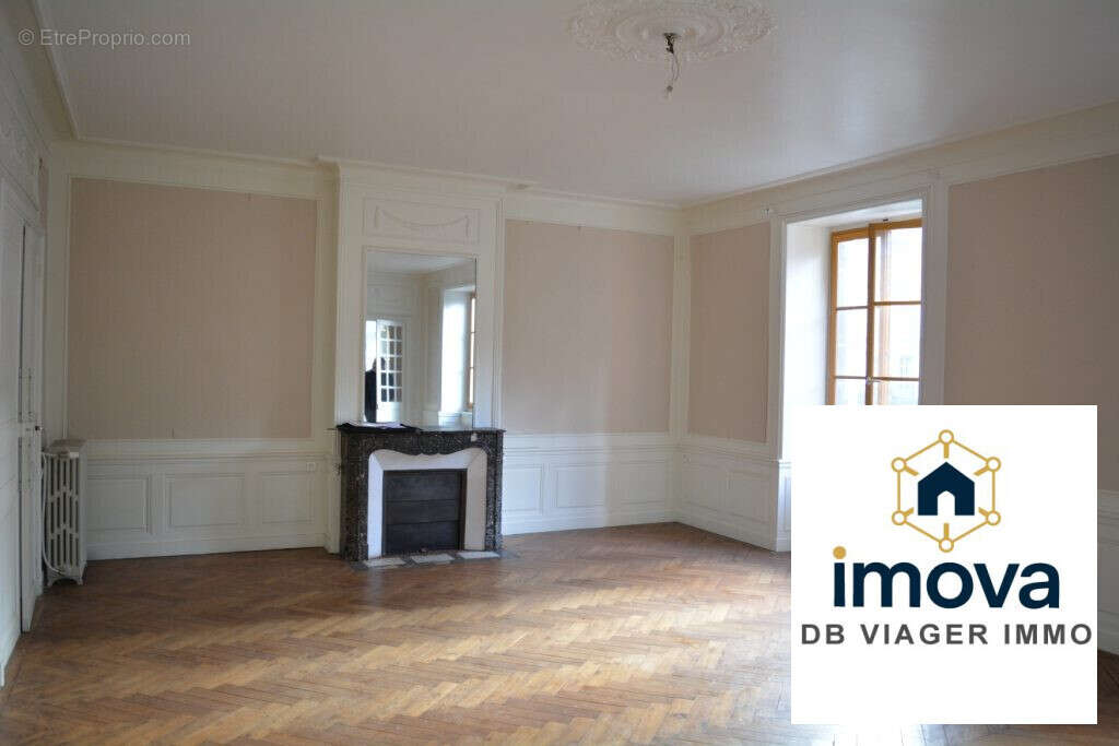 Appartement à THIERS