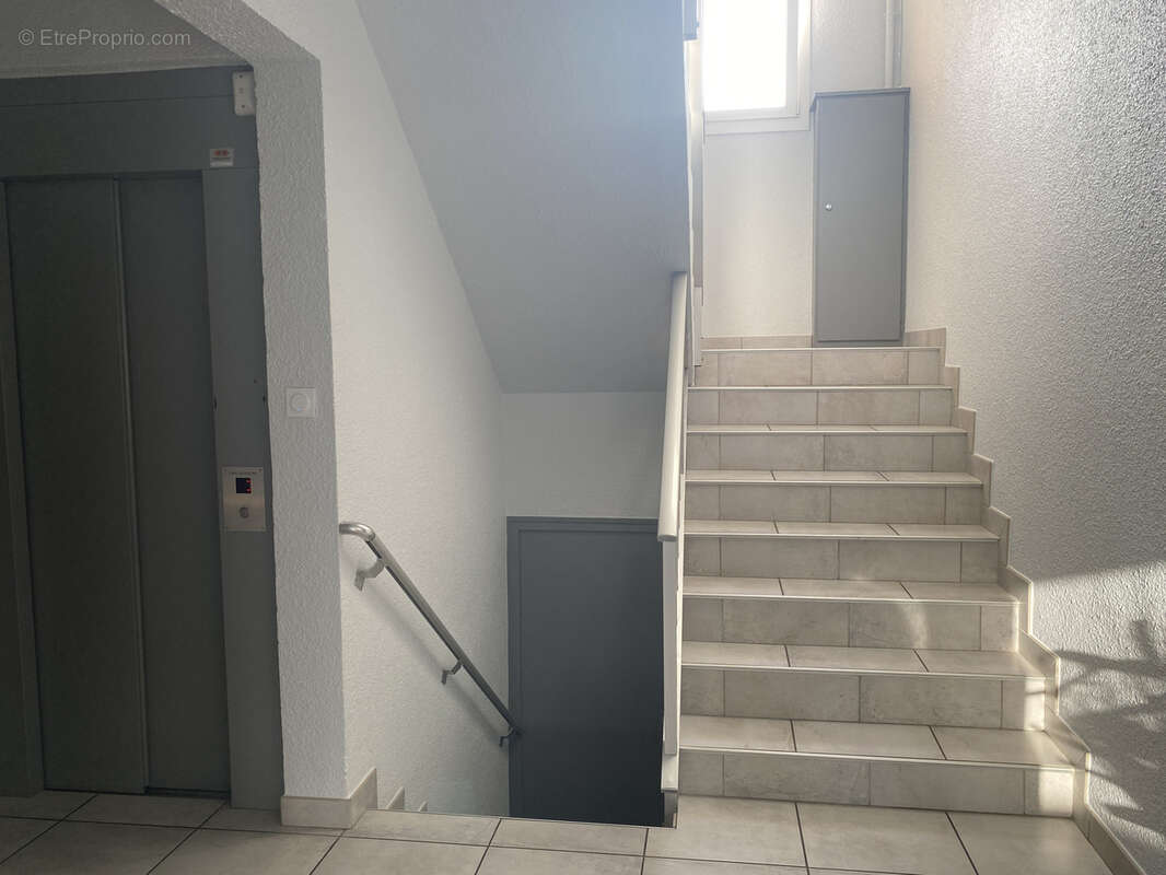 Appartement à BOURG-LES-VALENCE