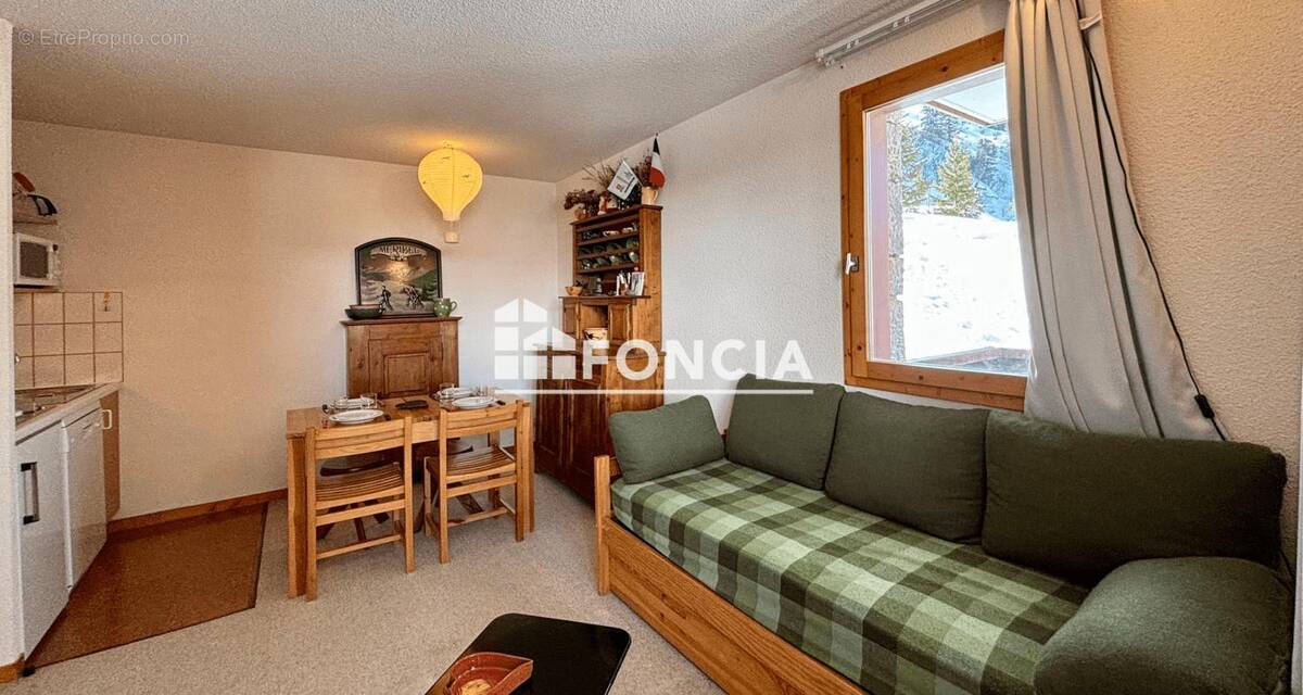 Appartement à LES ALLUES