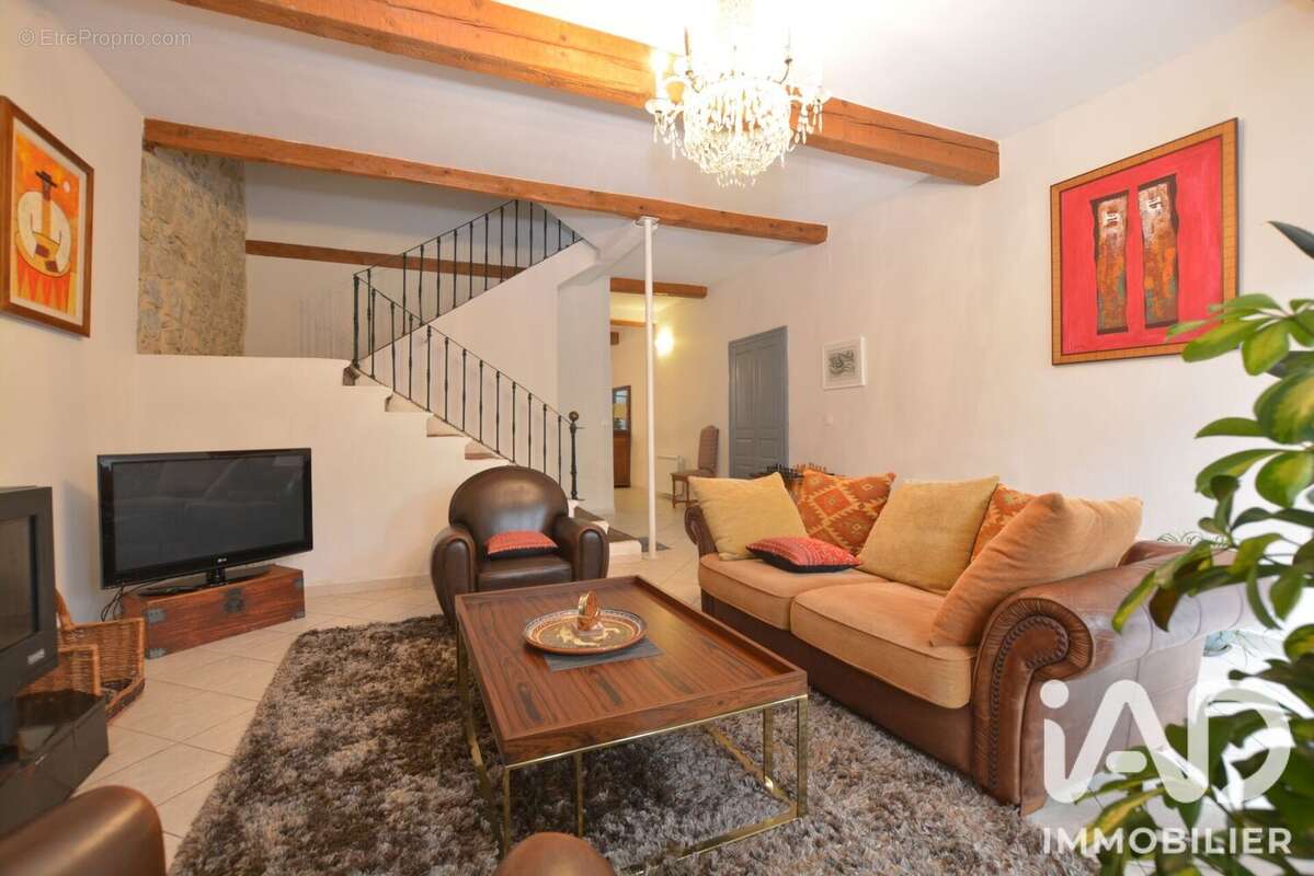 Maison 141 m² à Ginestas  - photo 8