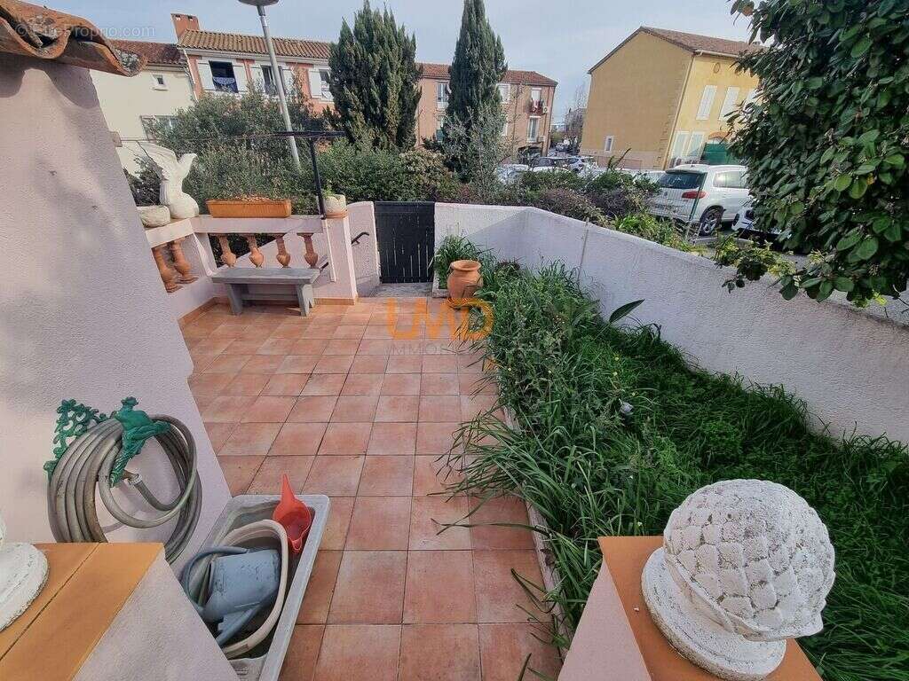 Puget-sur-Argens Maison individuelle T4 100 m² Garage/Cave/Jardi - photo 2