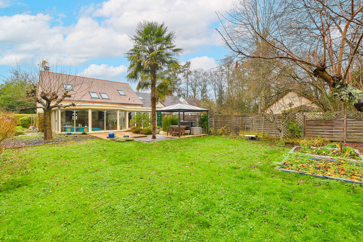 Maison à CHAUMES-EN-BRIE