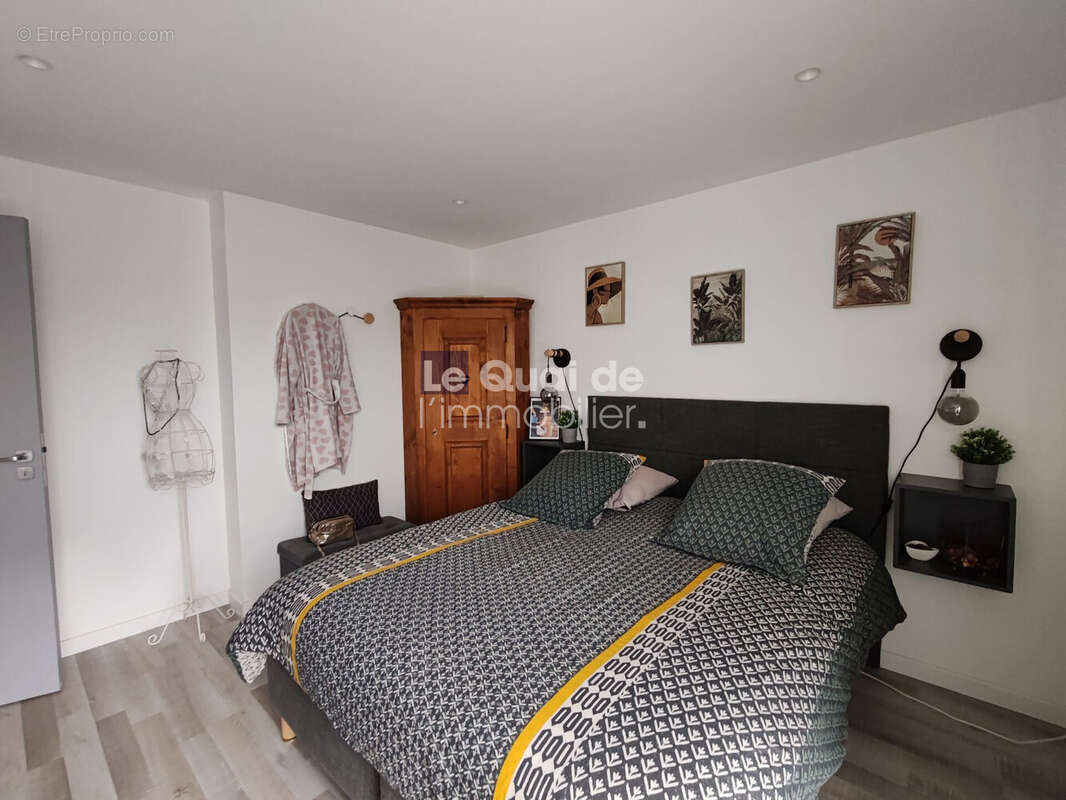 Appartement à LE PONT-DE-CLAIX