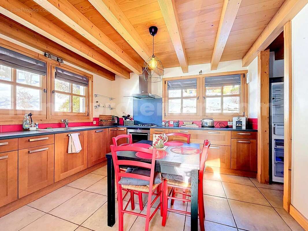 Chalet_megève_geneve_suisse_frontière_station_ski_annemasse_immo-proleman_forbes_cnews_altitude_luxe_neige_montagne_mont-blanc - Maison à MEGEVE