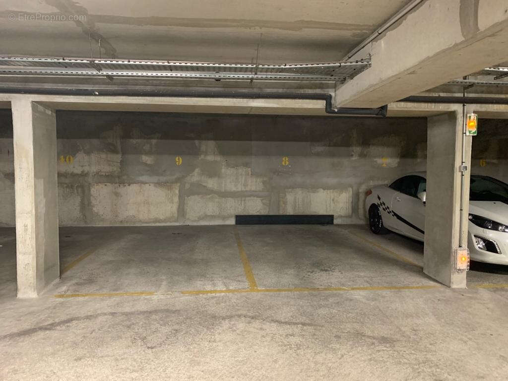 A vendre place de parking - photo 2