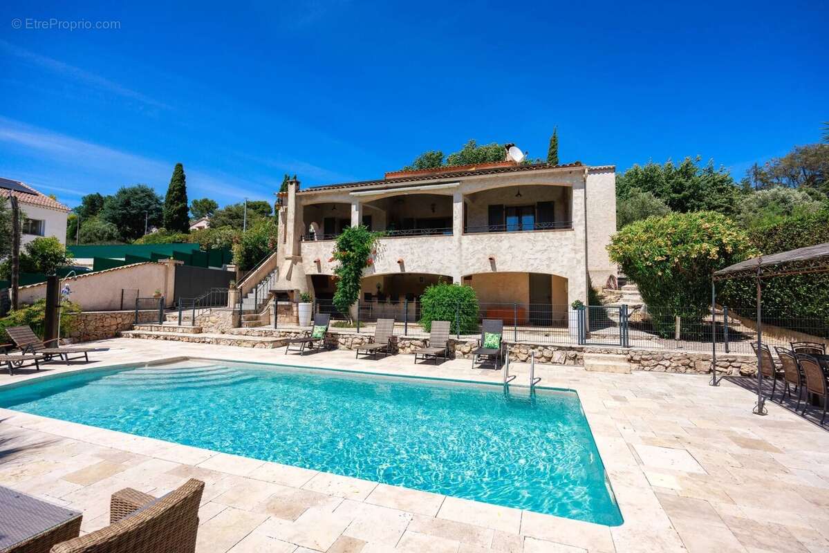 Maison à BIOT