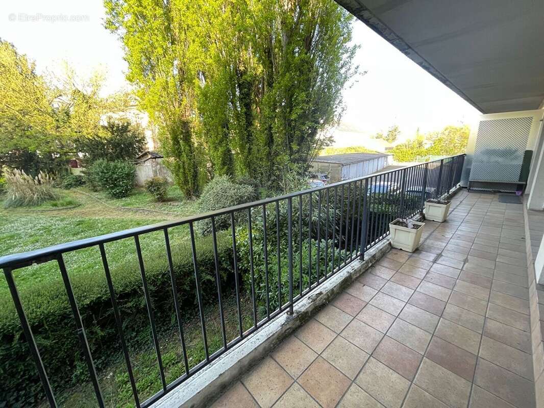 Appartement à SAINT-GRATIEN