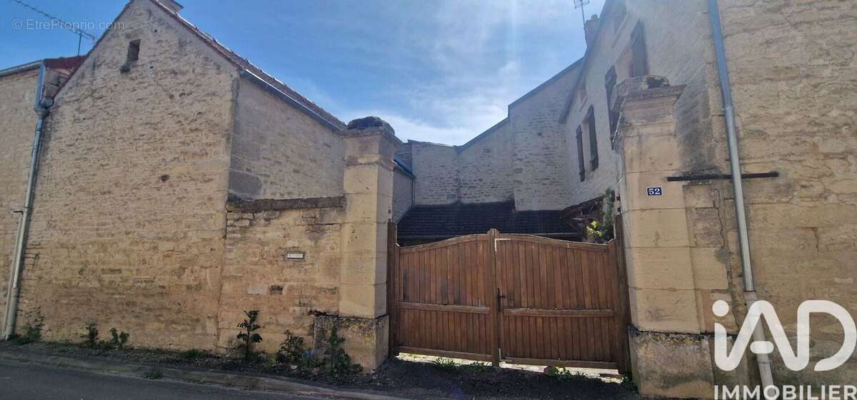 Maison 103 m² à Lezinnes  - photo 5