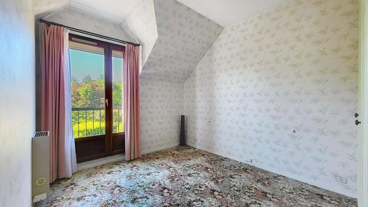 Photo 9 - Maison à THIAIS