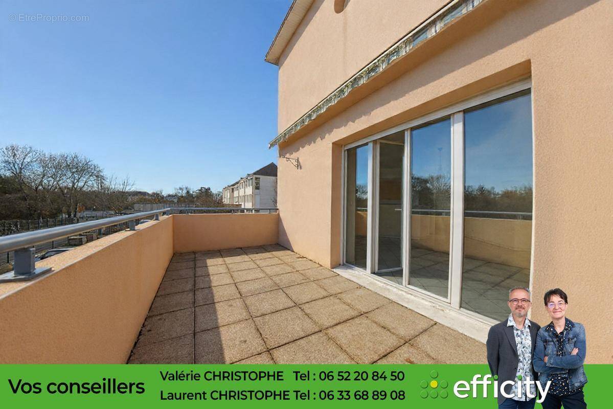 Appartement à LES PONTS-DE-CE