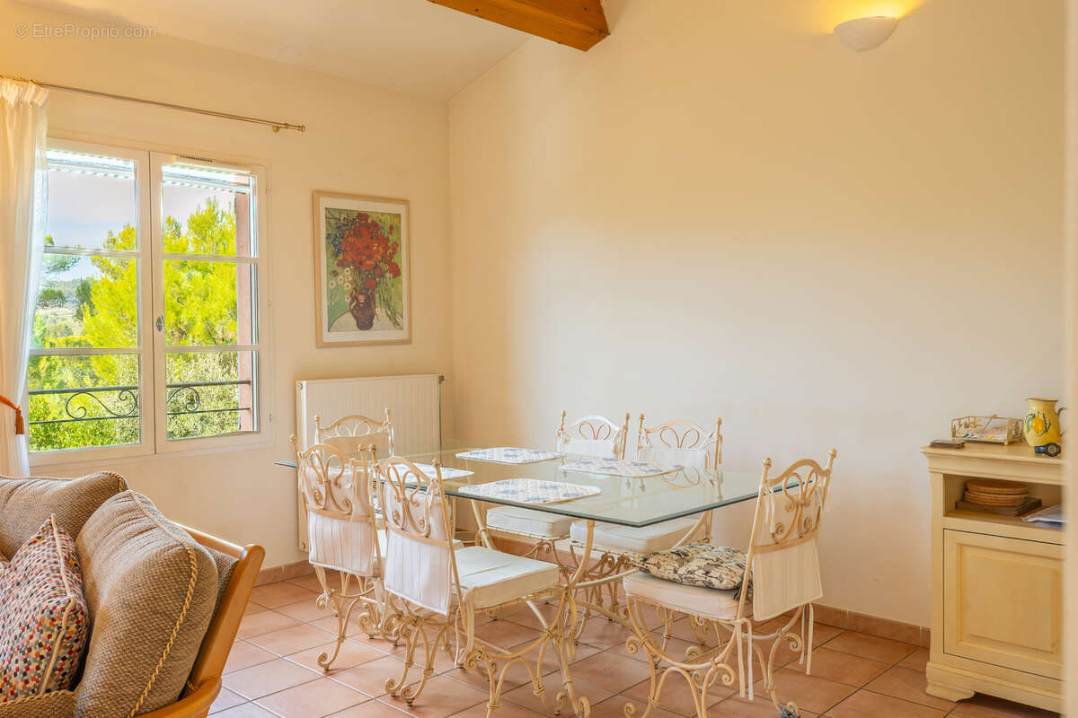 Maison à LA MOTTE