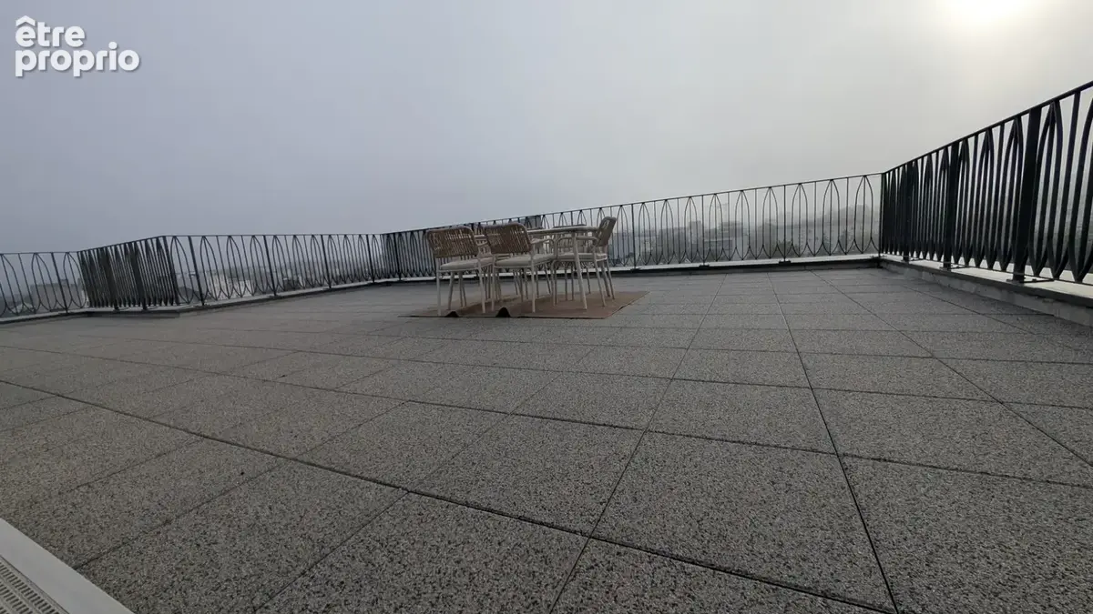 Appartement 113m2 - Terrasse exceptionnelle de 103m2 dominant Rennes Saint-Hélier - photo 9